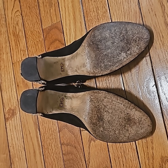 DOLCE & GABBANA Velvet Suede Crystal Embellishments Mary Jane Pumps  38.5 - Picture 9 of 16